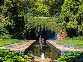 Pioneer Women's Memorial Garden