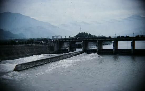 سامانه آبیاری دوجیانگ یان