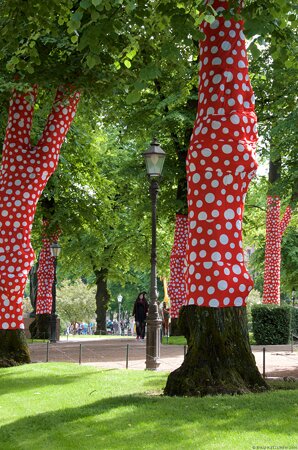 Yayoi Kusama: Ascension of Polka Dots on the Trees
