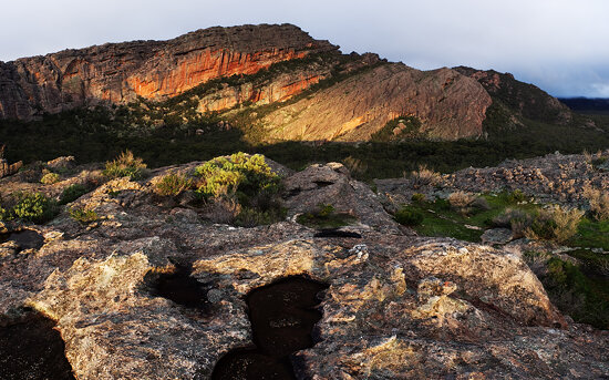 Taipan Walls of Mt Stapylton