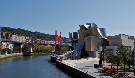 Guggenheim Museum (Bilbao)