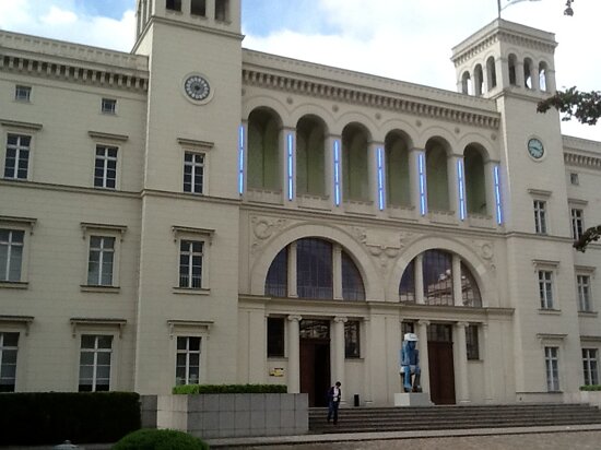 Гамбургский вокзал (Берлин)