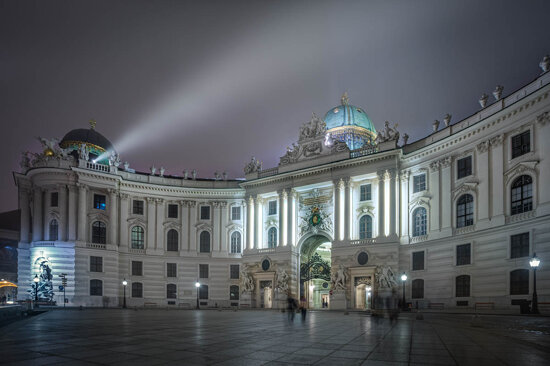 Evening at Michalerplatz in Vienna
