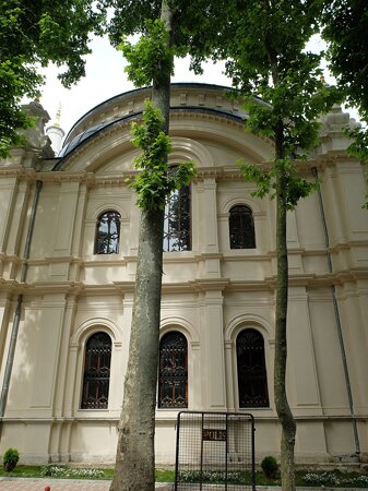 Küçük Mecidiye Mosque