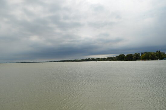 دریاچه بالاتون