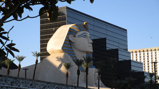 Nevada - Las Vegas: The &quot;Sphinx&quot; in  dawn light @ LUXOR Egyptian stile hotel