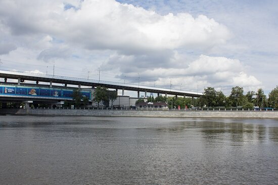 Luzhniki Metro Bridge