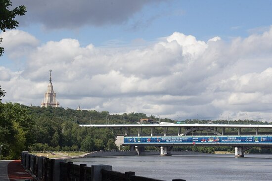 Luzhniki Metro Bridge