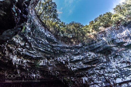 At the Melissani lake (01)