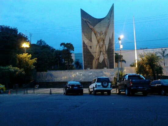 Monumento a la Revolución (El Salvador)