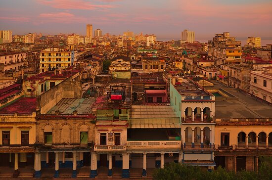 Amanece sobre La Habana Vieja