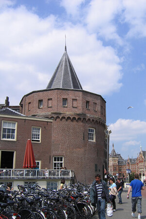 Where Hudson Left Amsterdam