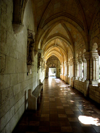 Interior del Monsaterio de St Bernard de Clairvaux 7