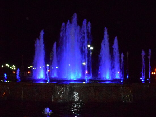 Танцующий фонтан