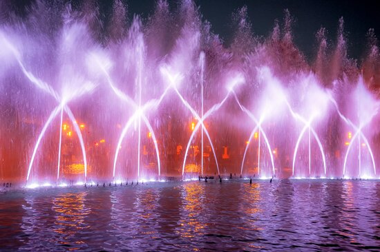 Танцующий фонтан